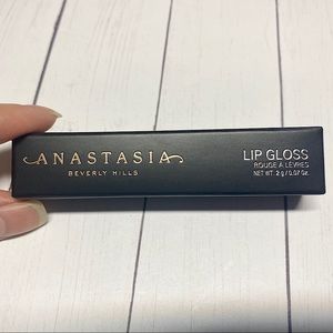 Anastasia Lip Gloss in Butter Scotch in mini size